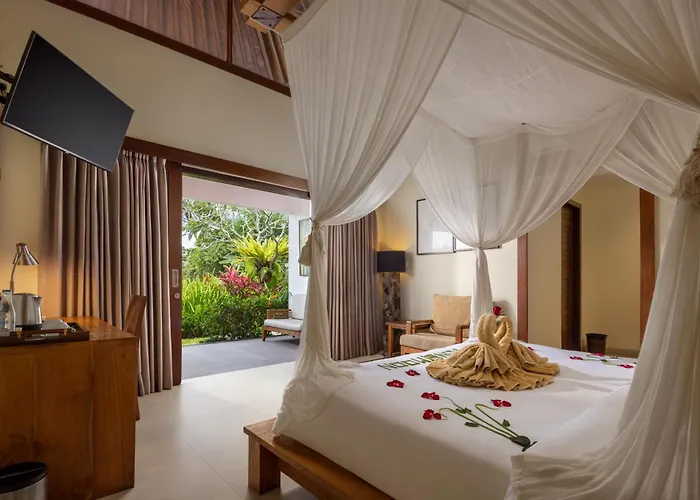 Anumana Village Hotel 4*