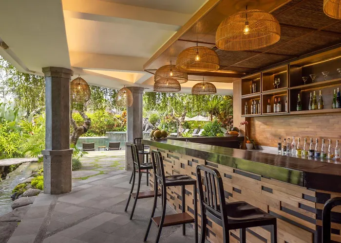 Hotel Anumana Village 4*