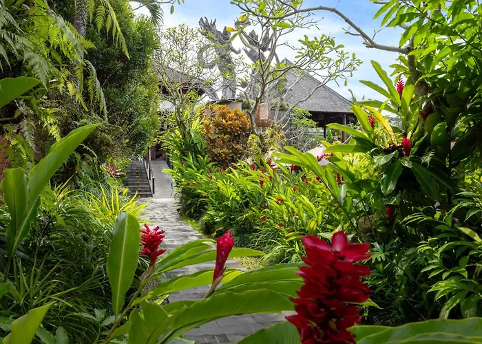 Anumana Village Hotel 4*